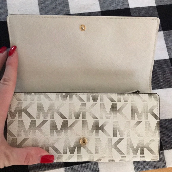 Wallet - Picture 4 of 5